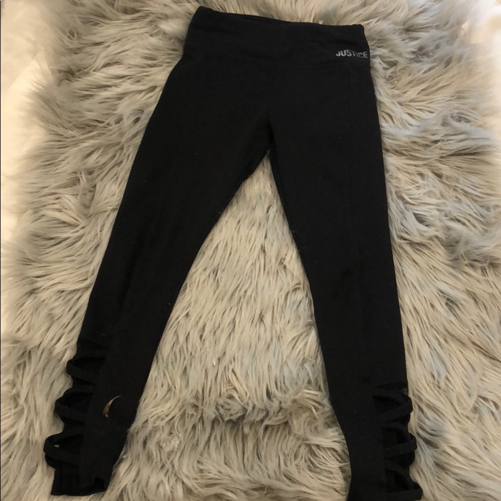 Black mesh legging